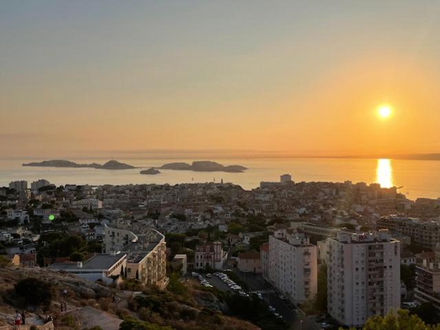 Suite sur la mer Marseille Corniche Extérieur photo